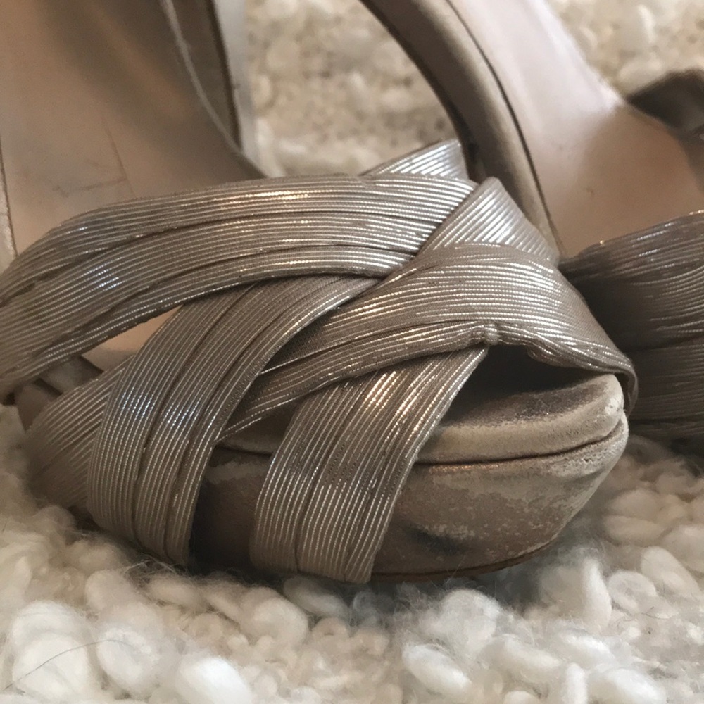 Heels - Picture 3 of 4